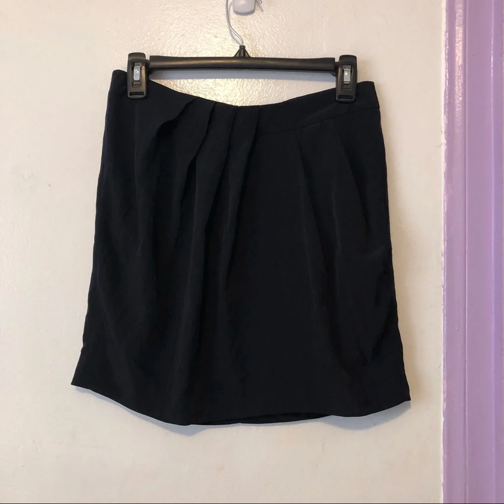 3 for $25 : gap ⋆ pleated front skirt